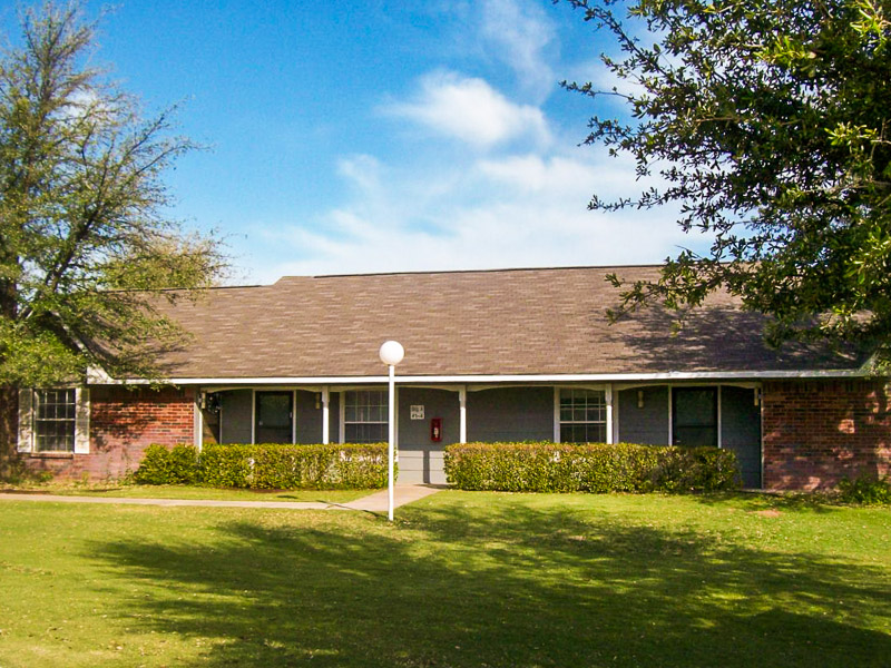 Alpine Manor Apartments, Alpine